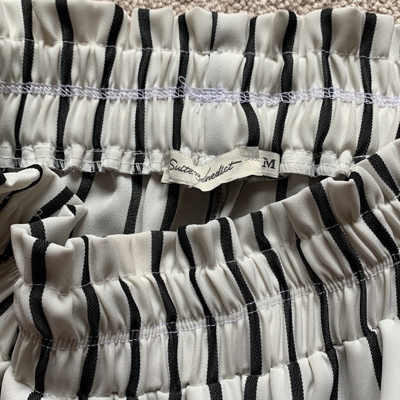 Black and white striped lightweight pants - Picture 2 of 3